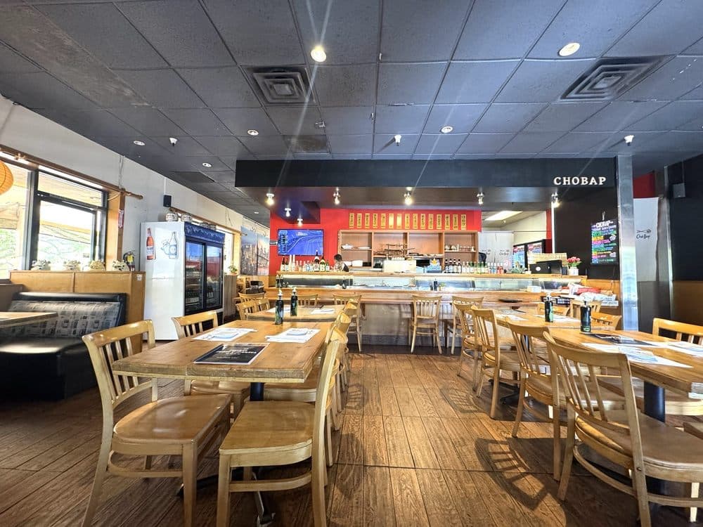 Chobap Sushi & Izakaya dining room and sushi bar